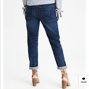American Eagle tomgirl fit jeans